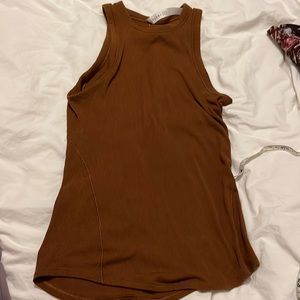 Lululemon hold tight tank size four